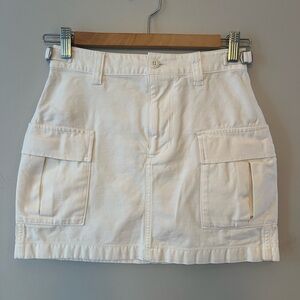 Aritzia TNA White Cargo Skirt